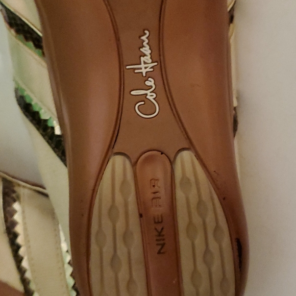 Cole Haan Nike Air women's 9 slip on sneaker type  shoes - Picture 5 of 9